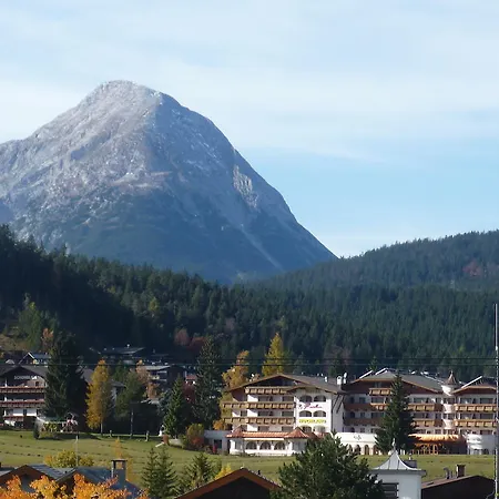 Bed & Breakfast Haus Bacher *
