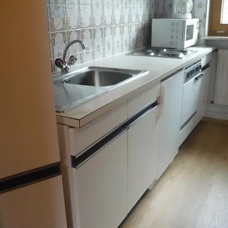 Bed & Breakfast Haus Bacher *