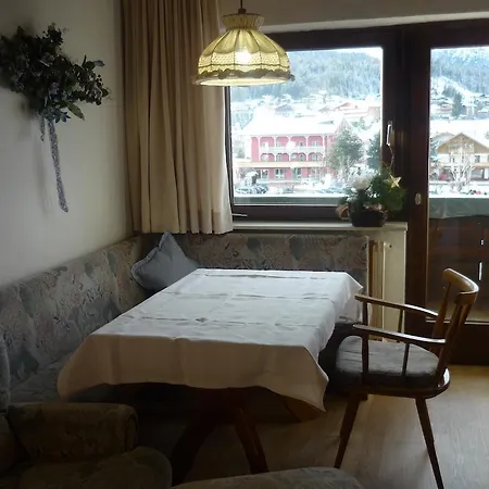 Bed & Breakfast Haus Bacher *