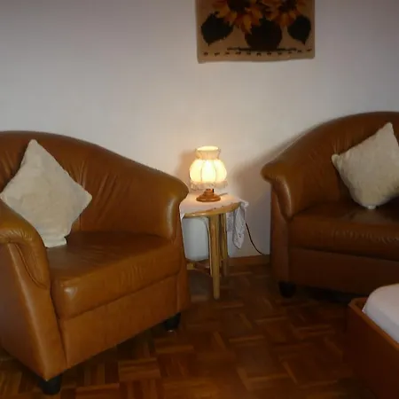 Bed & Breakfast Haus Bacher