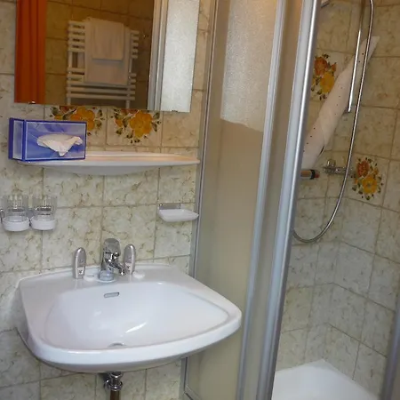 Haus Bacher Seefeld w Tirolu